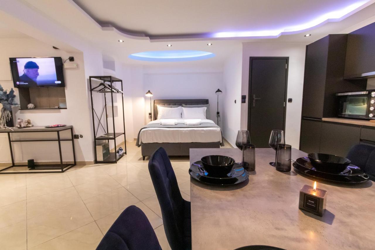 Black Suites Chania  Ngoại thất bức ảnh