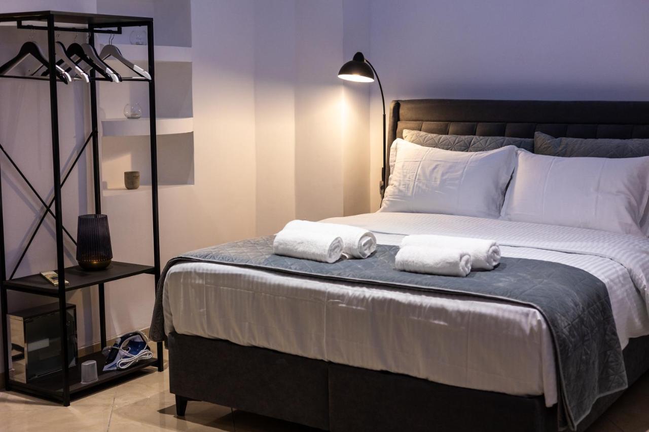 Black Suites Chania  Ngoại thất bức ảnh