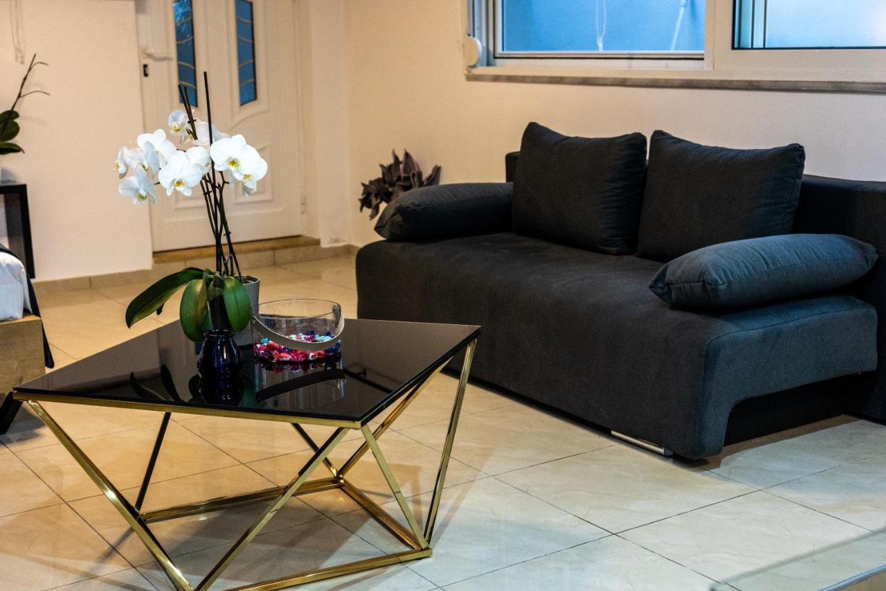 Black Suites Chania  Ngoại thất bức ảnh